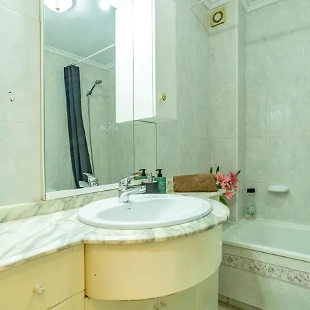 100mt To Centre Appartement